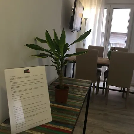 Malaga Andes Szálloda 3*