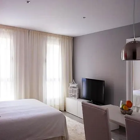 Hotel Malaga Andes 3*
